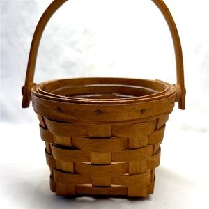 Longaberger 1991 Small Fruit Basket